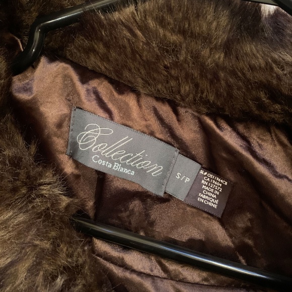 Stylish Fur Cape with Collar/Size S - Picture 3 of 5